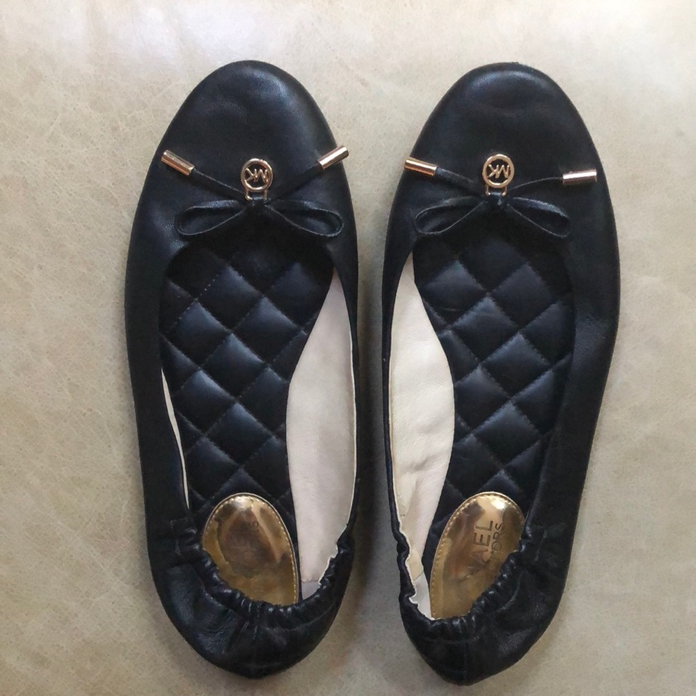 Micheal Kors Scrunch Ballet Flats